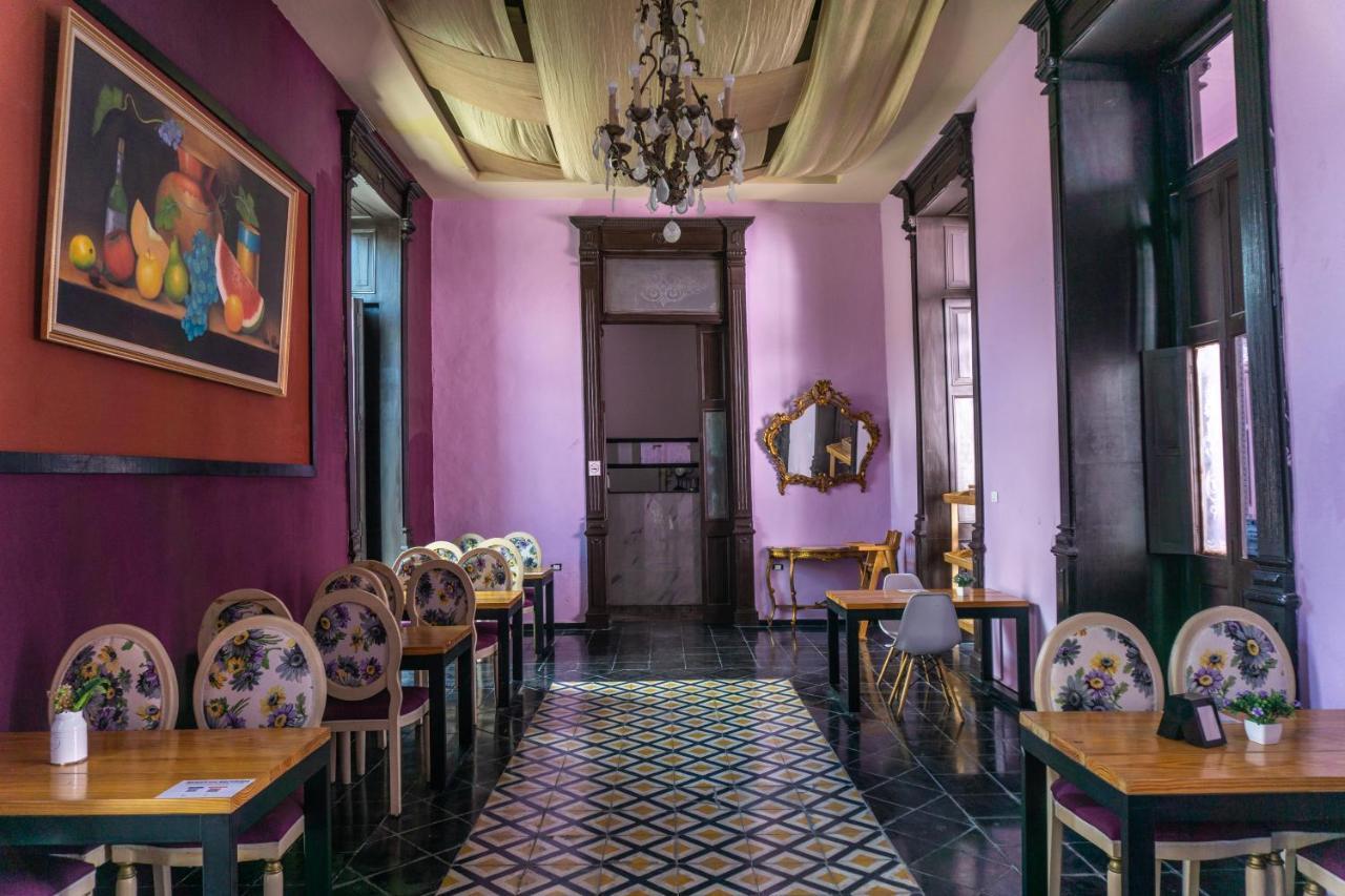 Hotel Lavanda Cas Mérida Exterior photo Interior of the restaurant