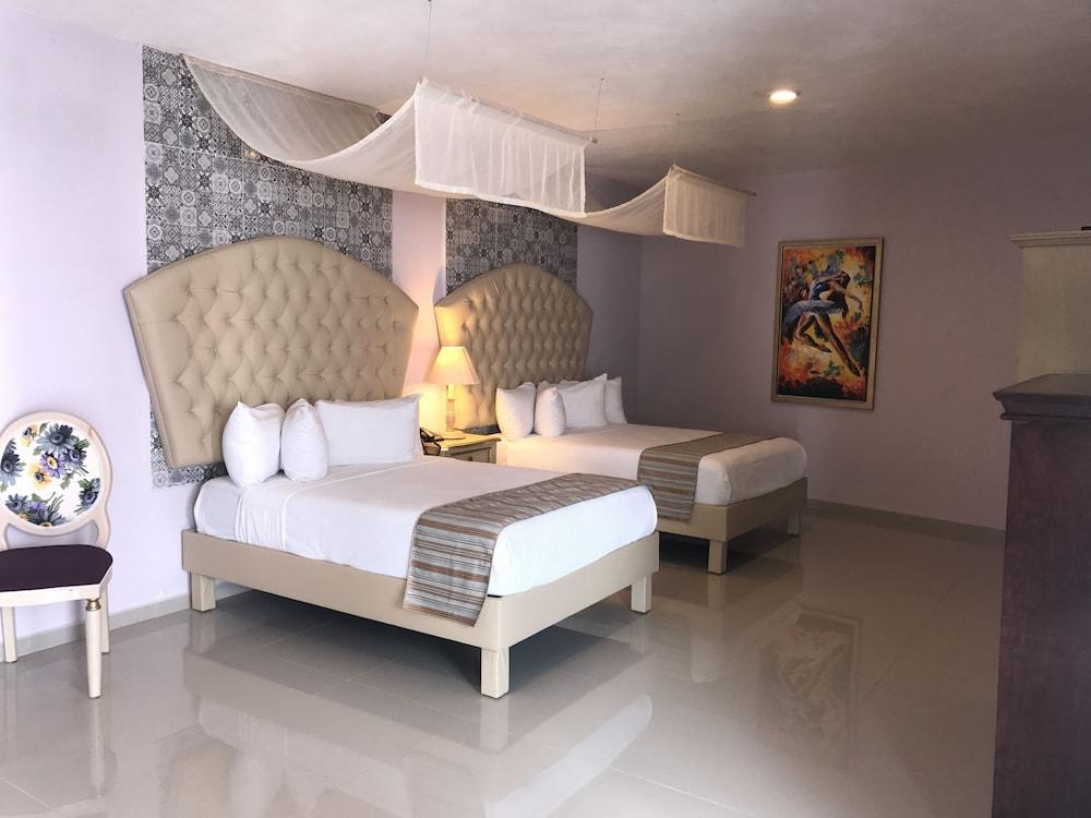 Hotel Lavanda Cas Mérida Exterior photo Deluxe Room