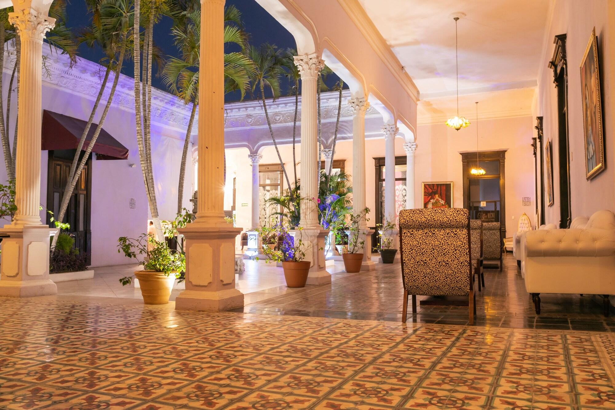 Hotel Lavanda Cas Mérida Exterior photo Interior of the hotel