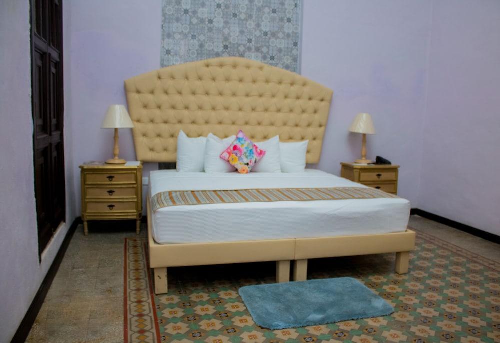 Hotel Lavanda Cas Mérida Exterior photo A bedroom at the hotel